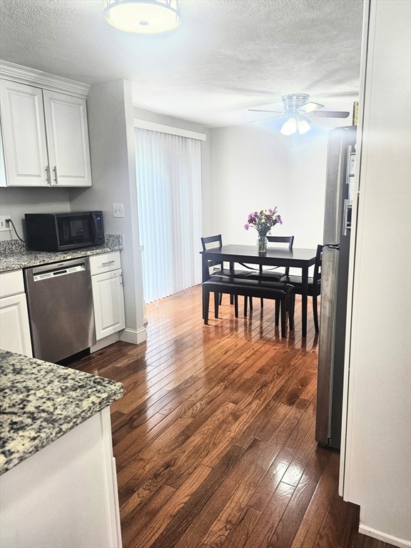 7 Harding Road, Unit DUPLEX Natick, MA 01760 - Photo 4 of 14