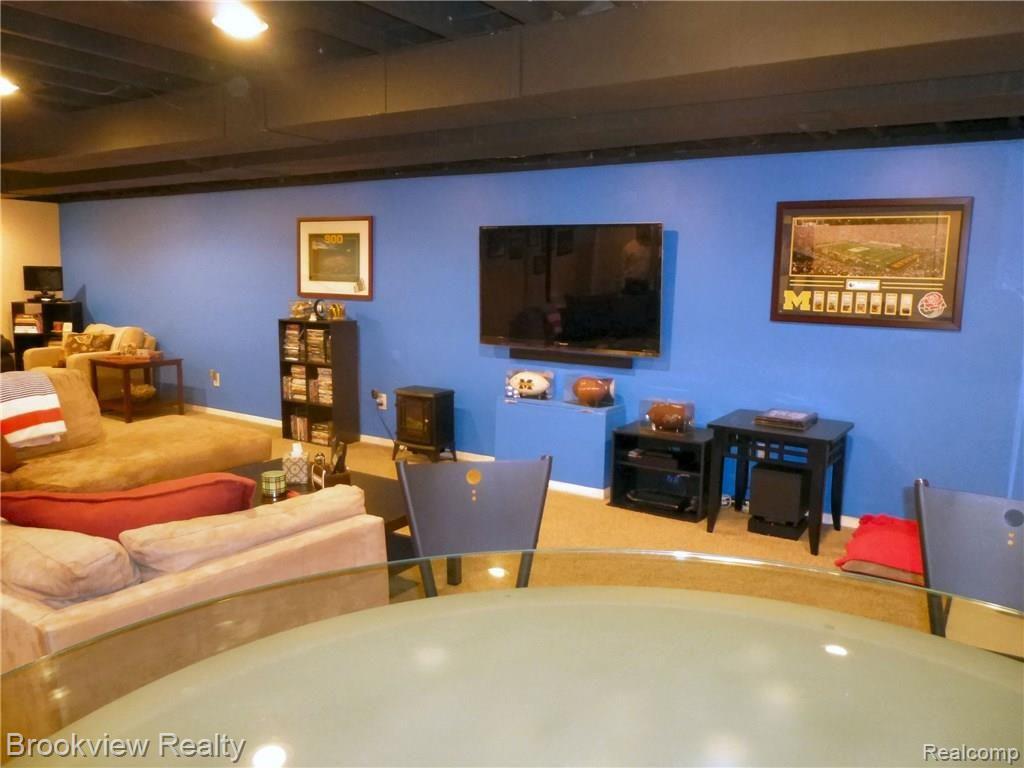 709 Bolinger Street Rochester Hills, MI 48307 - Photo 13 of 26