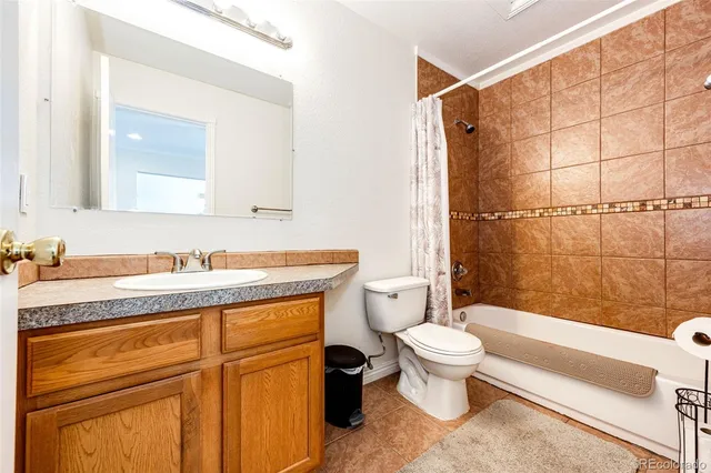 $900,000 | 43201 East 88th Avenue, Bennett, CO 80102