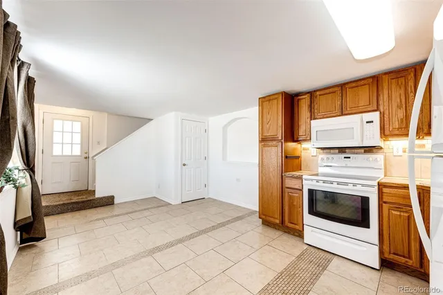 $900,000 | 43201 East 88th Avenue, Bennett, CO 80102