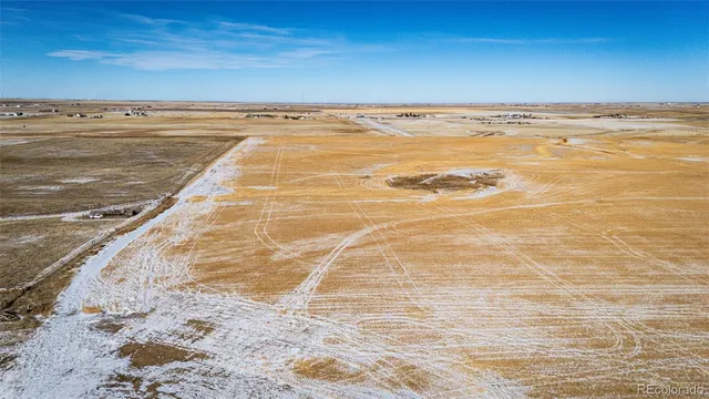 $900,000 | 43201 East 88th Avenue, Bennett, CO 80102