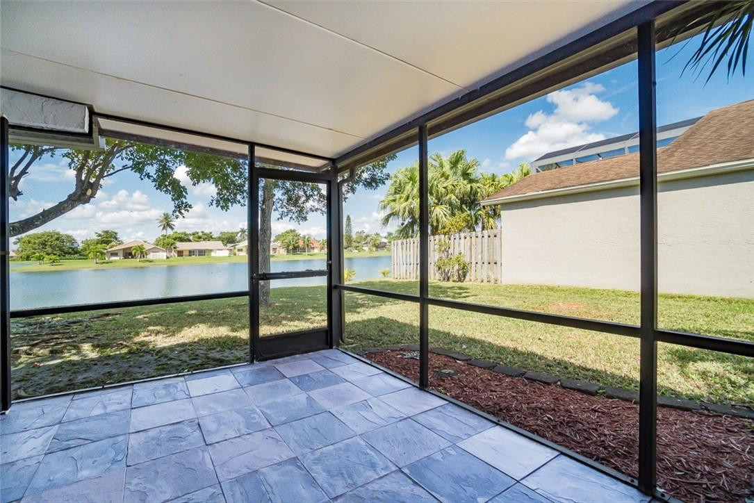 21585 Woodstream Terrace Boca Raton, FL 33428 - Photo 34 of 40 Photo 34