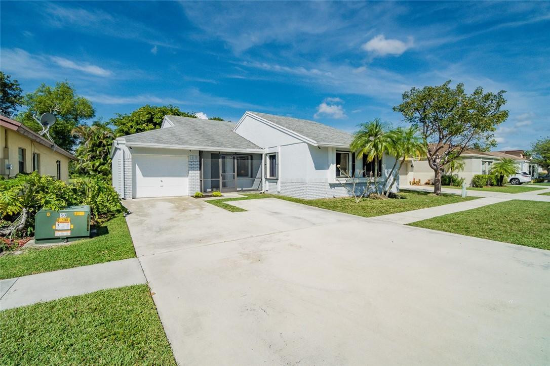 21585 Woodstream Terrace Boca Raton, FL 33428 - Photo 8 of 40 Photo 8
