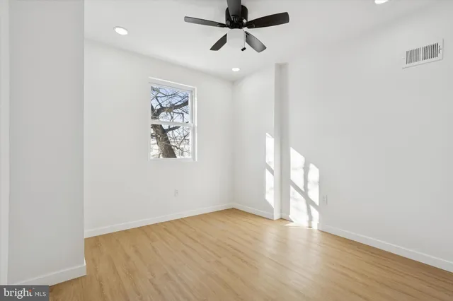 $2,690 | 3110 Tasker Street, Philadelphia, PA 19145