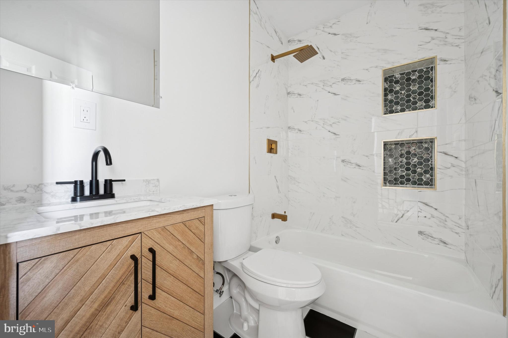 3110 Tasker Street Philadelphia, PA 19145 - Photo 15 of 28