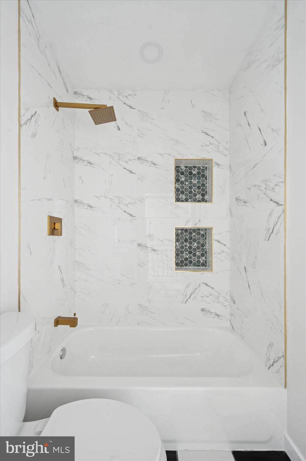 3110 Tasker Street Philadelphia, PA 19145 - Photo 23 of 28