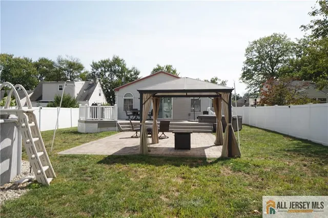 $749,500 | 40 West Hill Road, Colonia, NJ 07067