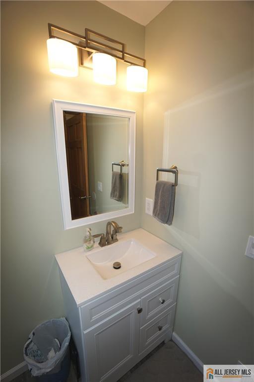 40 West Hill Road Colonia, NJ 07067 - Photo 46 of 66