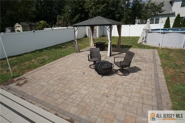 $749,500 | 40 West Hill Road, Colonia, NJ 07067