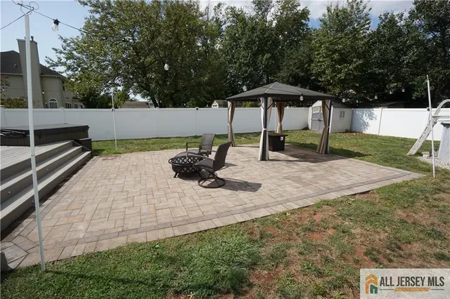 $749,500 | 40 West Hill Road, Colonia, NJ 07067