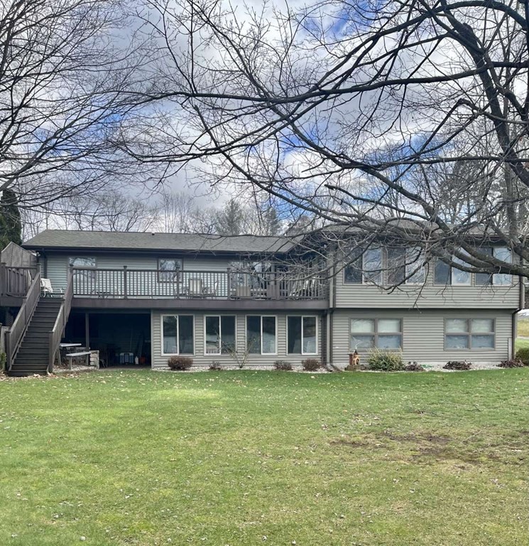 57 Chestnut Circle Suffield, CT 06093 - Photo 5 of 40 a front view of house with a yard
