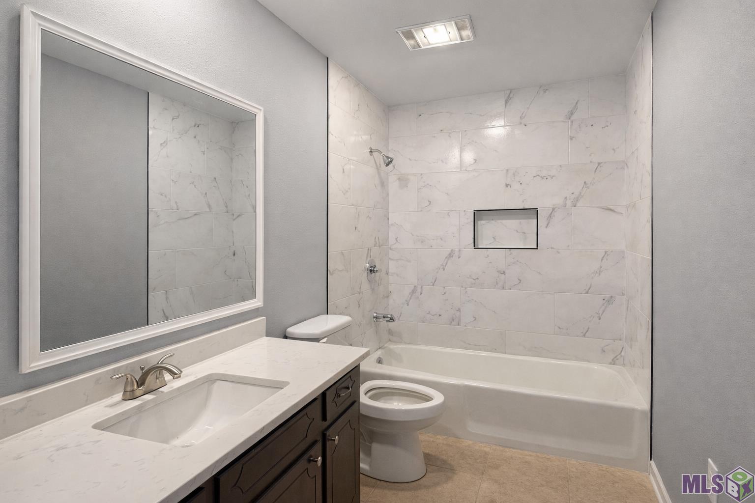 2165 General Beauregard Avenue Baton Rouge, LA 70810 - Photo 10 of 15 Secondary Bathroom