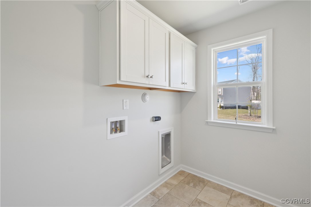 229 Bellevue Circle Aylett, VA 23009 - Photo 16 of 18 a view of room with window and hallway