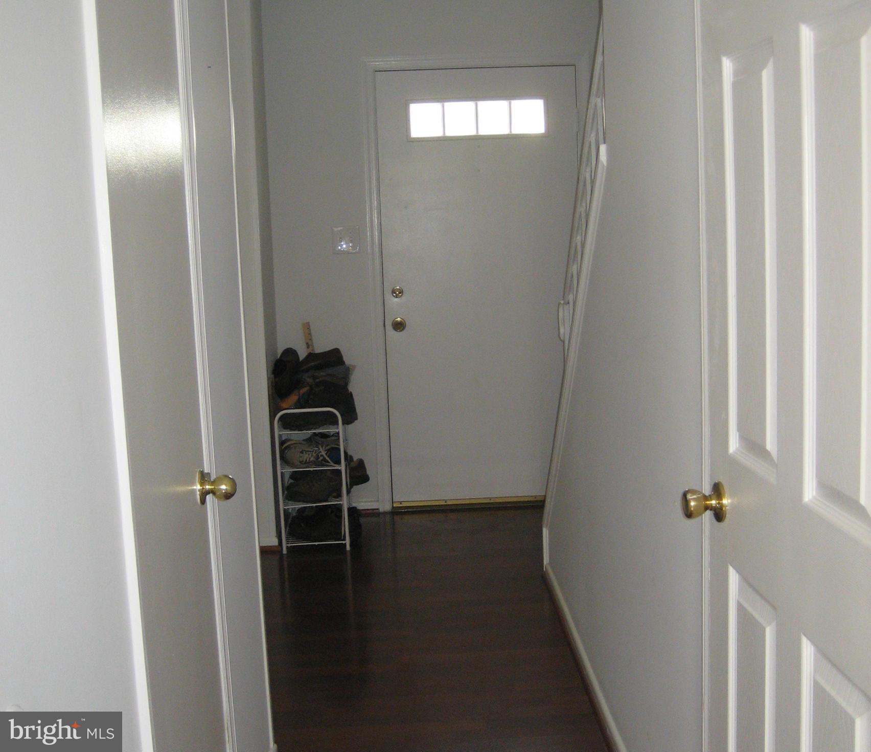 7713 Brandeis Way Springfield, VA 22153 - Photo 2 of 14 Interior (General)