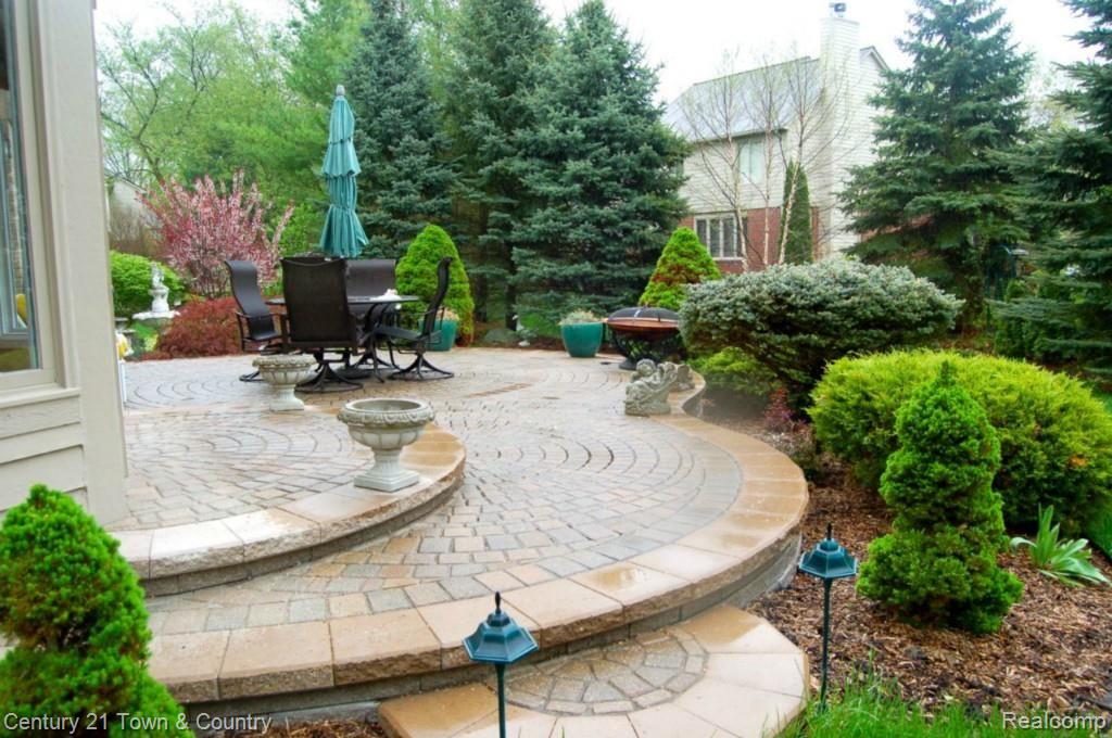 3813 Beechcrest Road Rochester, MI 48309 - Photo 27 of 27 DSC_1503.jpg