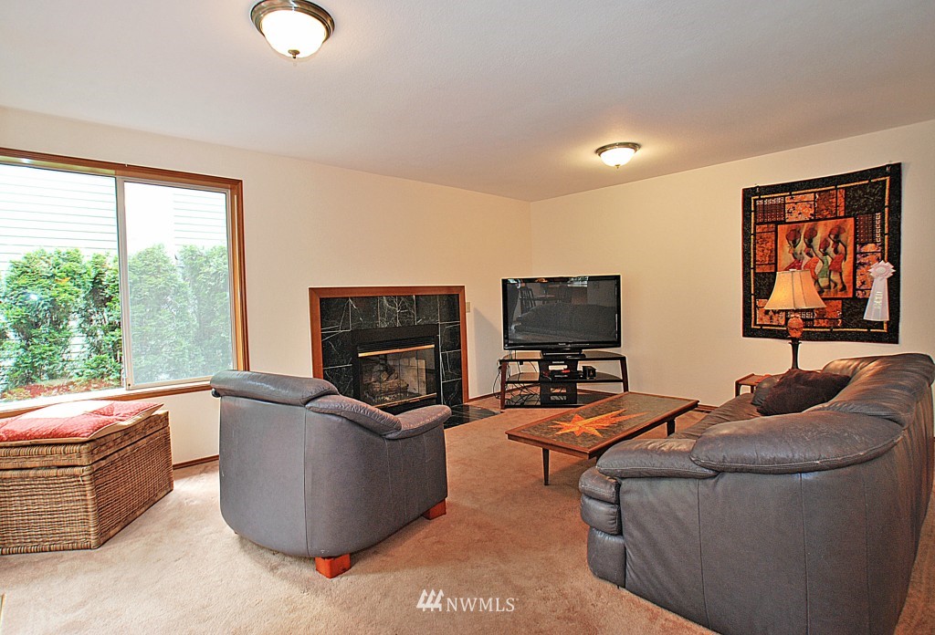 1656 Goat Trail Loop Road Mukilteo, WA 98275 - Photo 8 of 16 Gallery Image 8