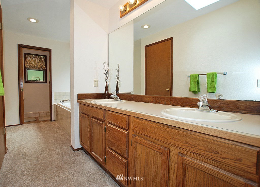 1656 Goat Trail Loop Road Mukilteo, WA 98275 - Photo 10 of 16 Gallery Image 10