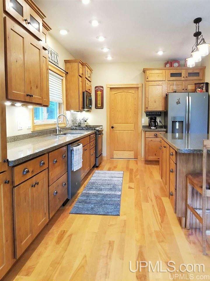 7749 Whitman Road Manistique, MI 49854 - Photo 8 of 46