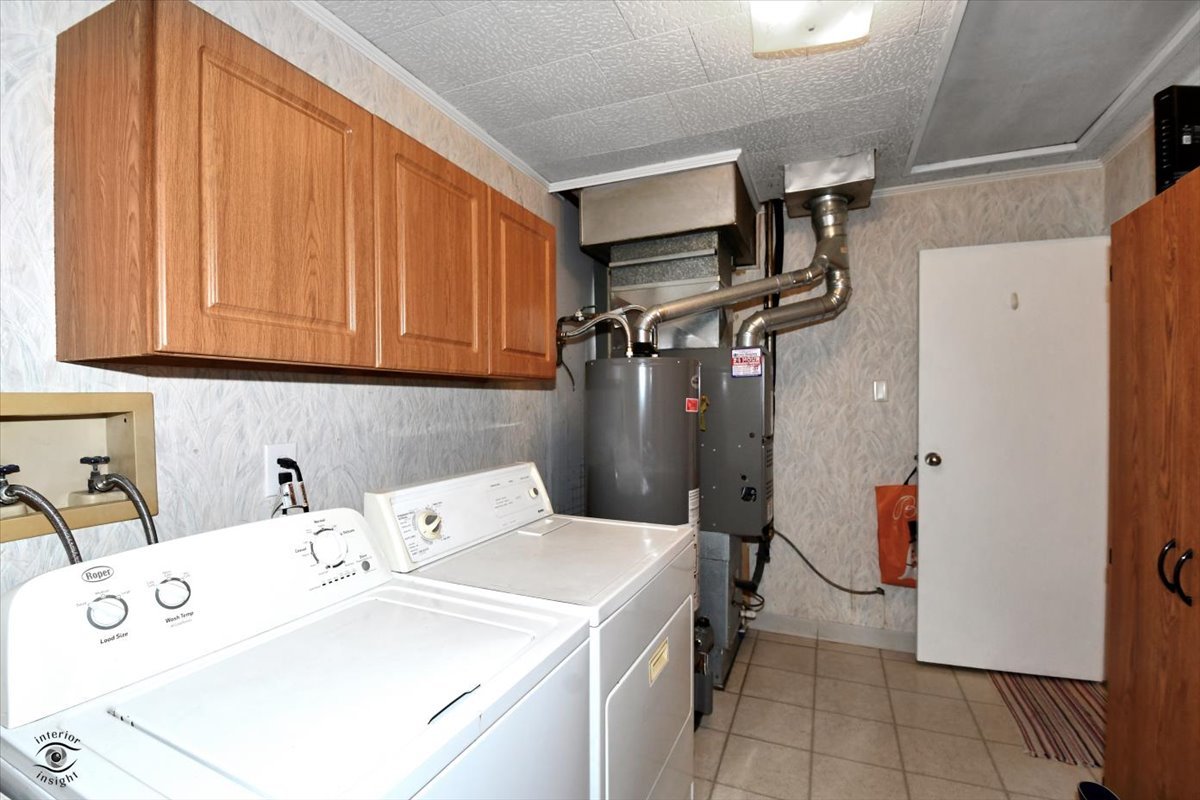 160 Monee Road Park Forest, IL 60466 - Photo 17 of 24 a utility room with dryer and washer