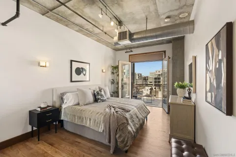 $1,319,900 | 877 Island Avenue, Unit 705, San Diego, CA 92101