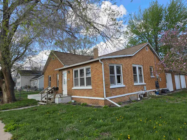$69,900 | 229 South Mason Avenue, Amboy, IL 61310