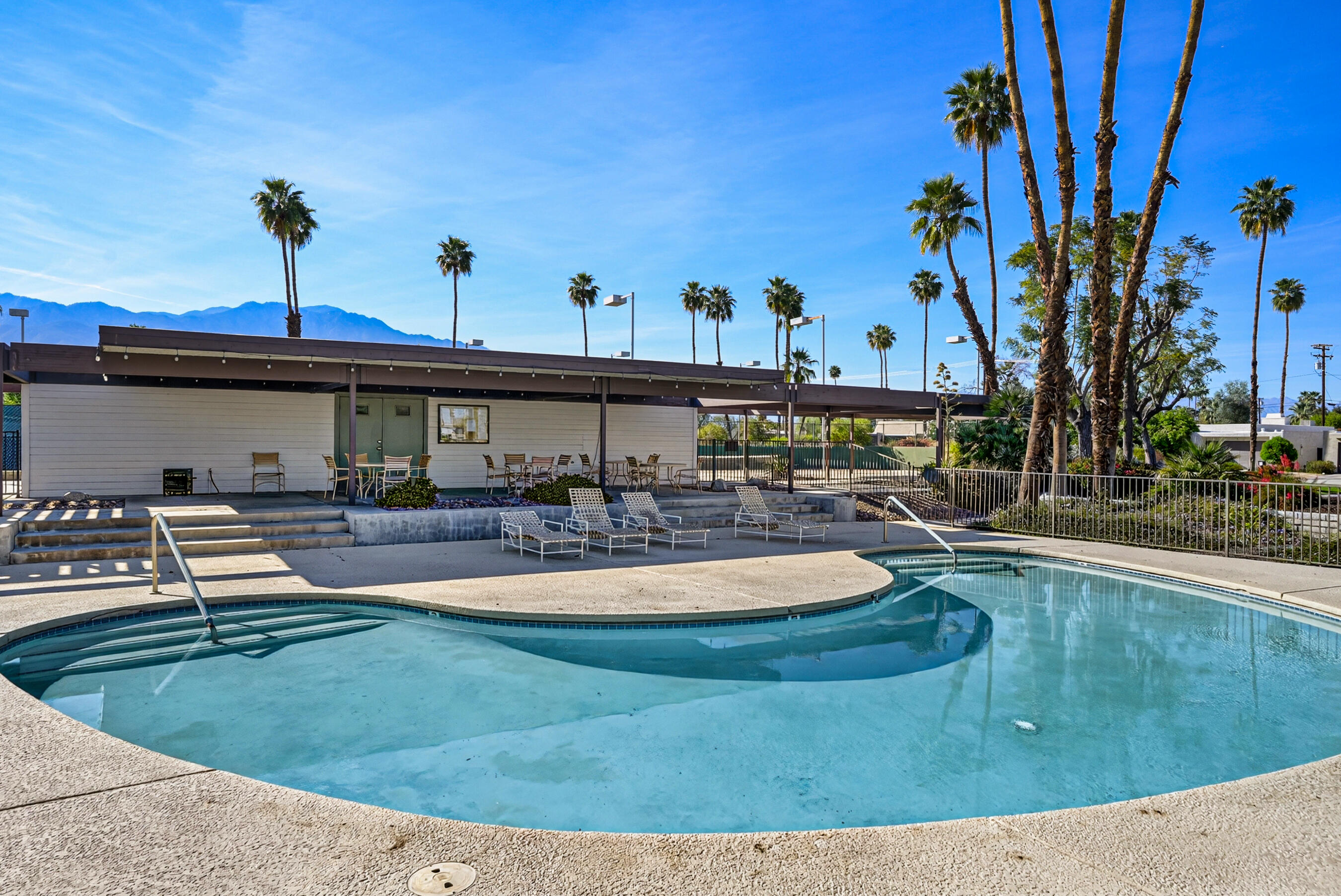28 Kevin Lee Lane Rancho Mirage, CA 92270 - Photo 48 of 55 28-kevin-lee-lane-021