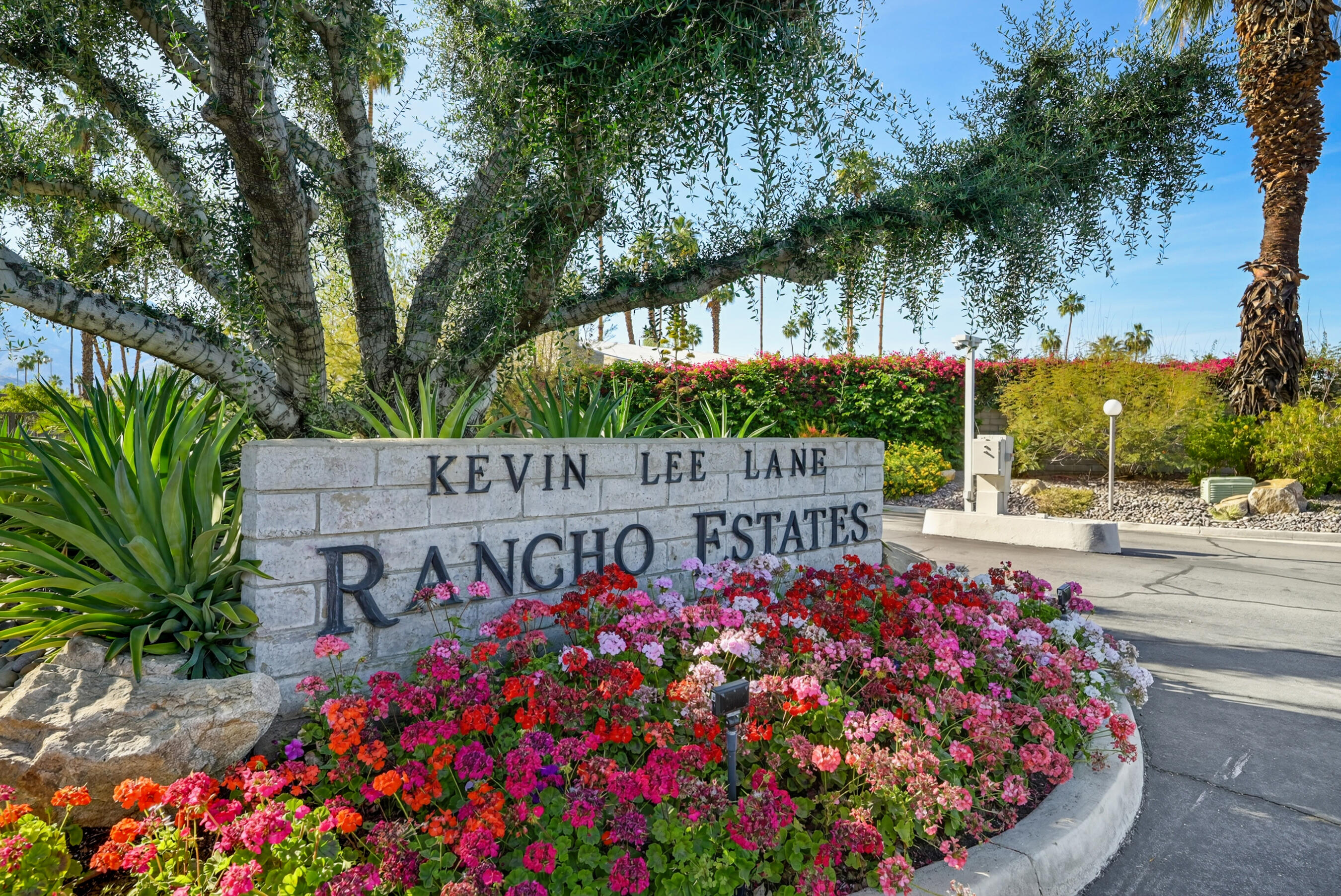 28 Kevin Lee Lane Rancho Mirage, CA 92270 - Photo 55 of 55 28-kevin-lee-lane-017