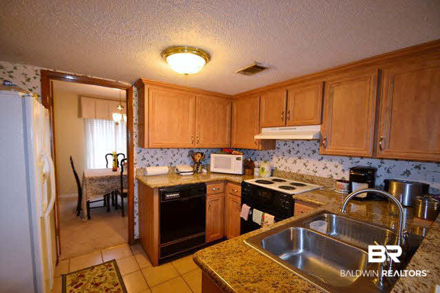 4017 Cottage Hill Road, Unit 16 Mobile, AL 36609 - Photo 3 of 15
