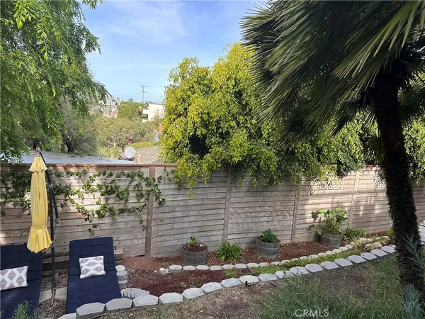 $4,600 | 736-lower Griffith Place, Laguna Beach, CA 92651