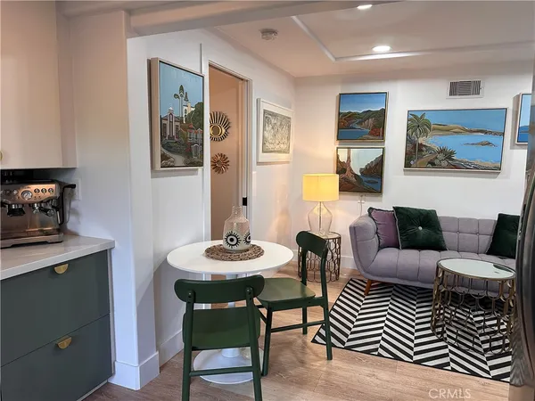 $4,600 | 736-lower Griffith Place, Laguna Beach, CA 92651