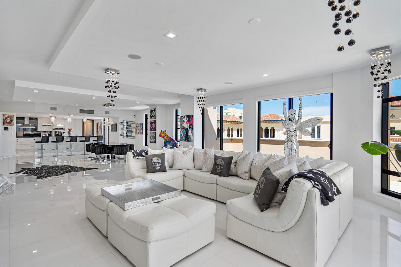 200 East Palmetto Park Road, Unit PH1 Boca Raton, FL 33432 - Photo 16 of 40 018-200EastPalmettoParkRoad-BocaRaton-FL