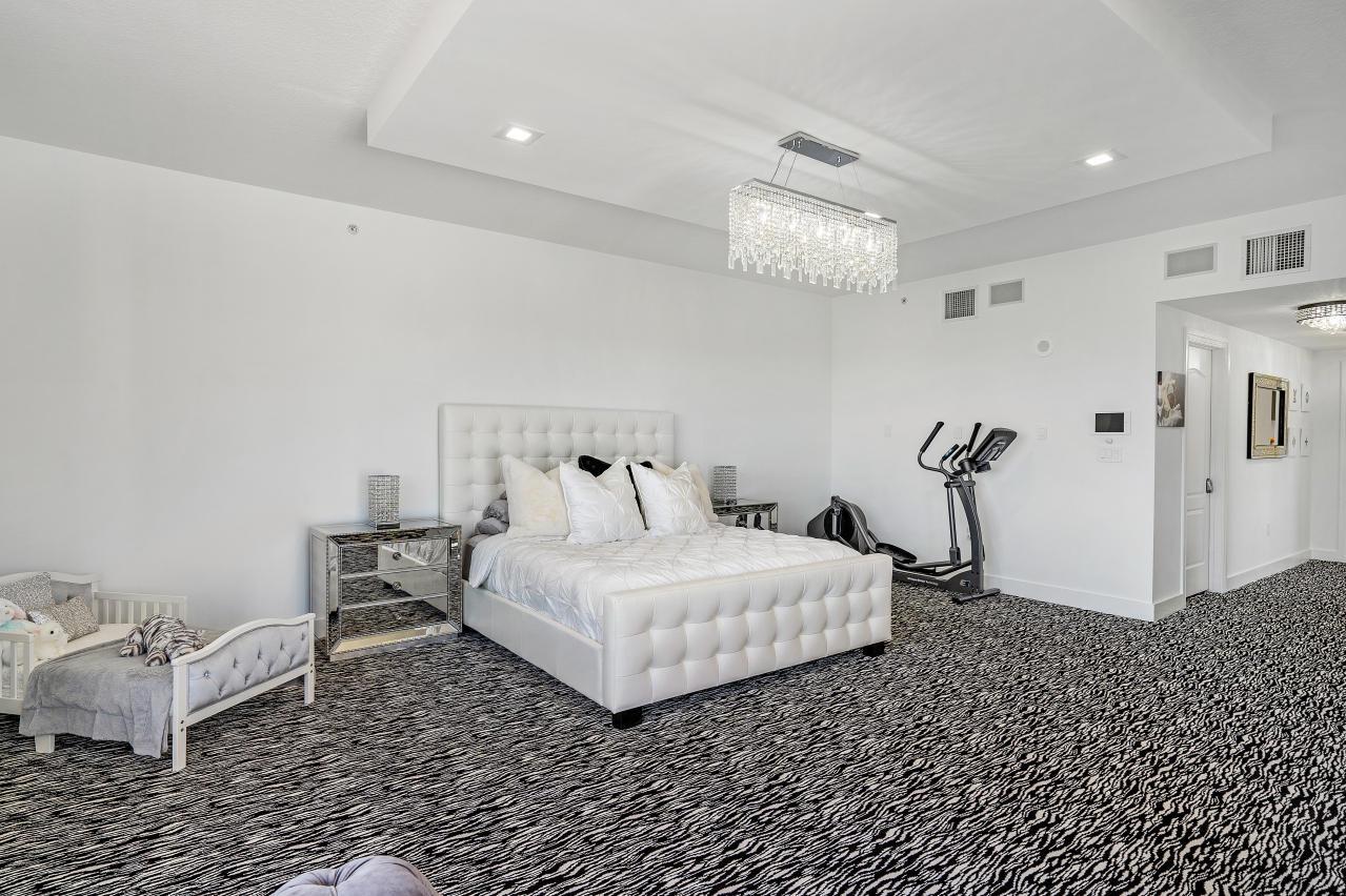 200 East Palmetto Park Road, Unit PH1 Boca Raton, FL 33432 - Photo 18 of 40 020-200EastPalmettoParkRoad-BocaRaton-FL