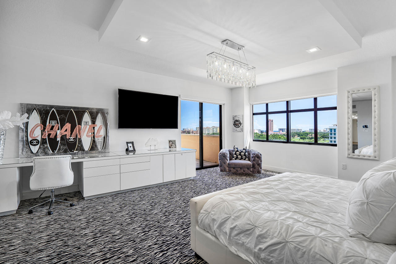 200 East Palmetto Park Road, Unit PH1 Boca Raton, FL 33432 - Photo 19 of 40 021-200EastPalmettoParkRoad-BocaRaton-FL