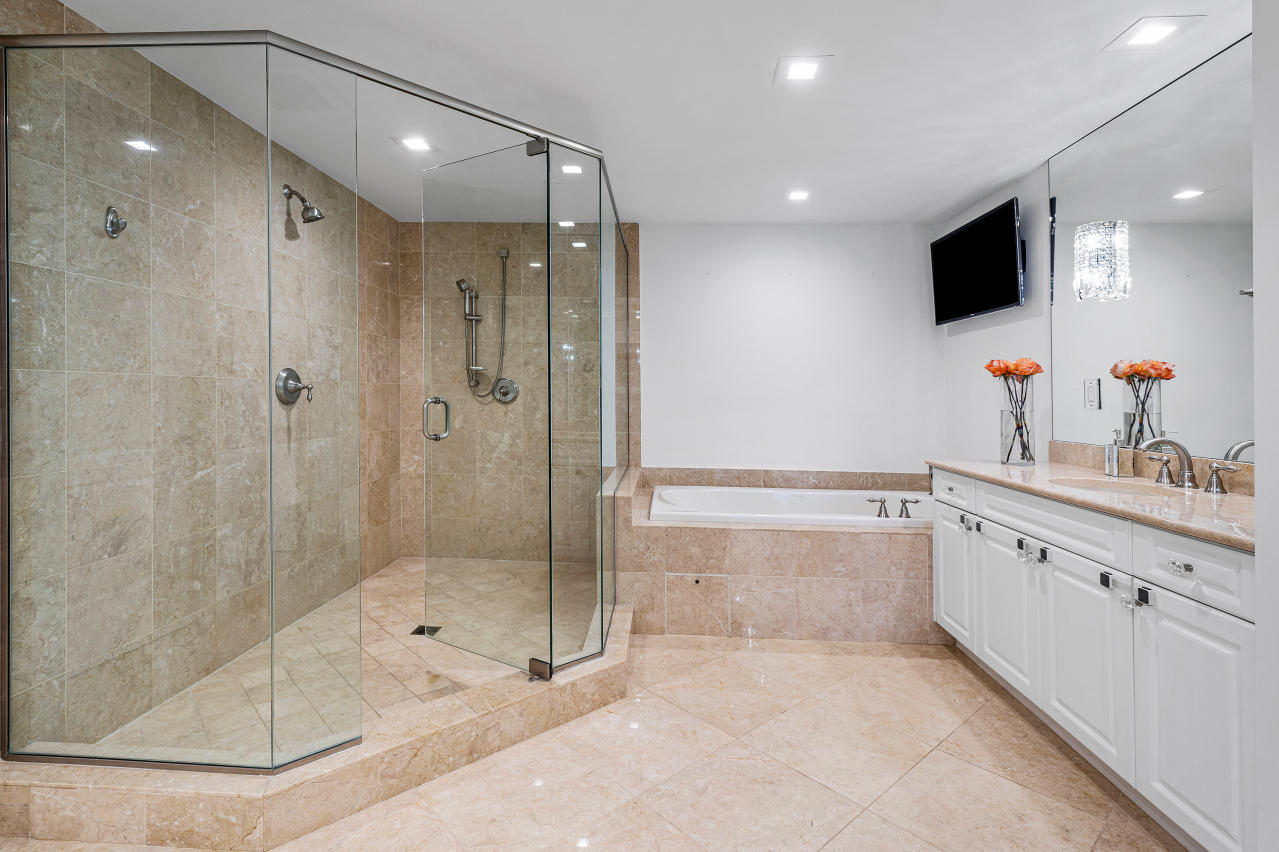 200 East Palmetto Park Road, Unit PH1 Boca Raton, FL 33432 - Photo 20 of 40 022-200EastPalmettoParkRoad-BocaRaton-FL