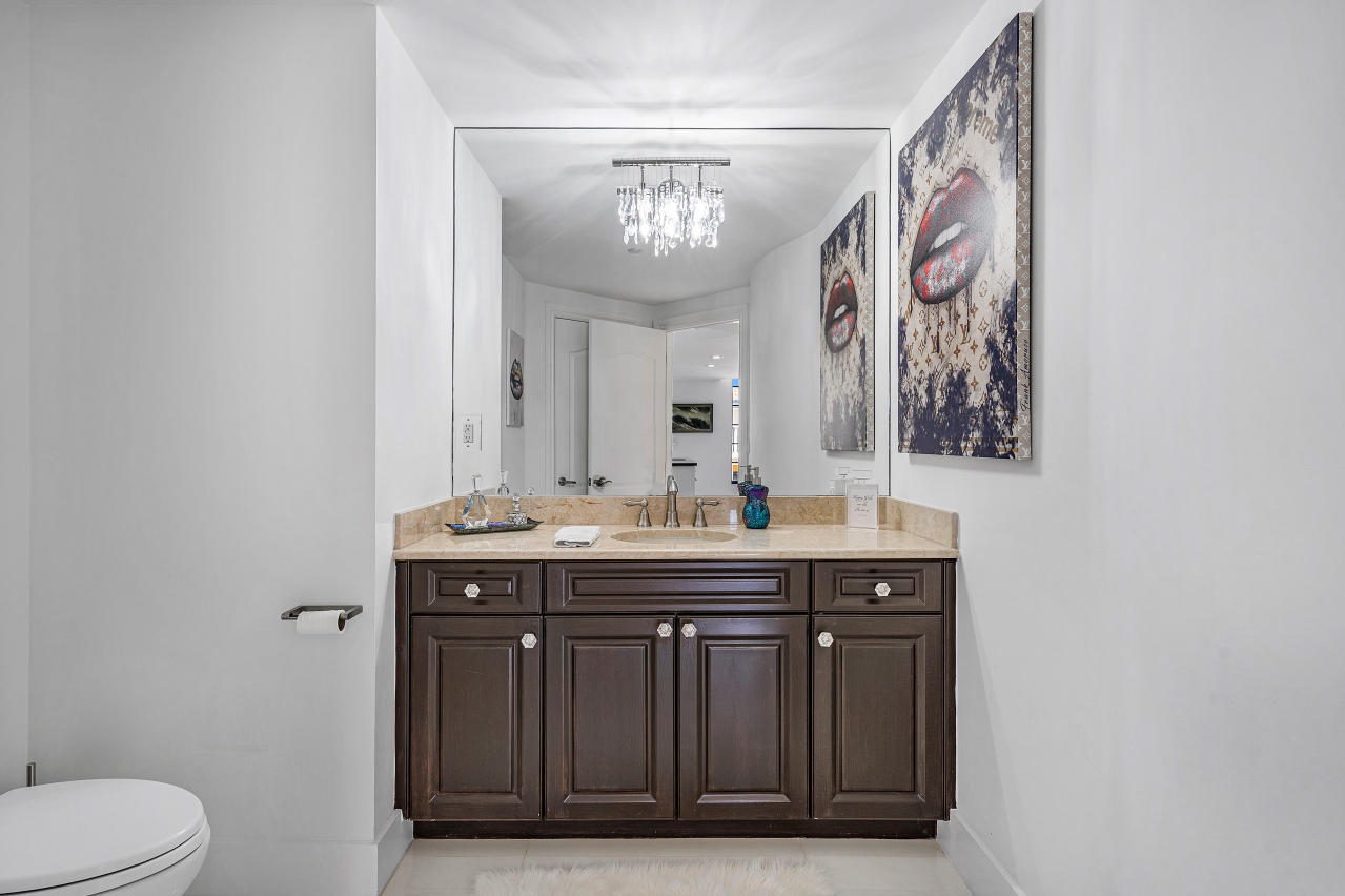 200 East Palmetto Park Road, Unit PH1 Boca Raton, FL 33432 - Photo 28 of 40 030-200EastPalmettoParkRoad-BocaRaton-FL