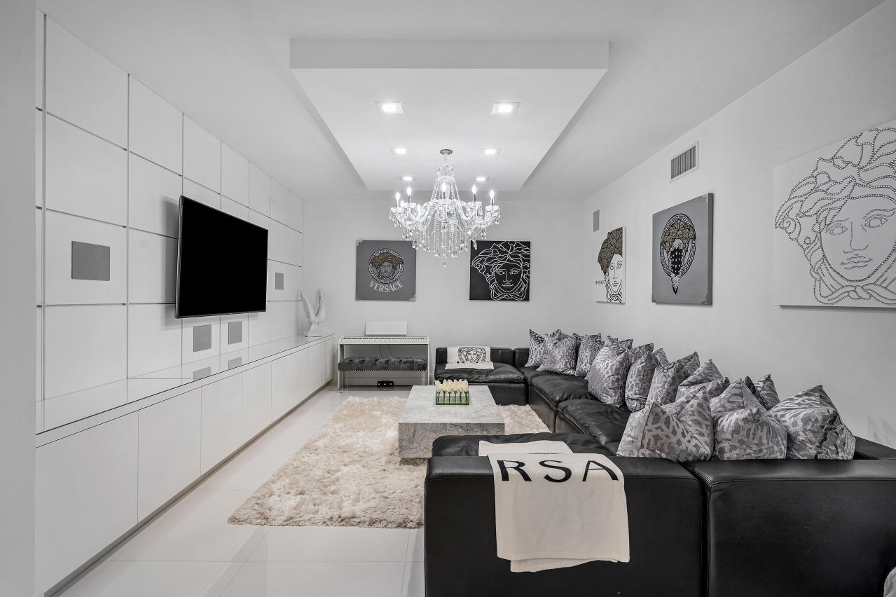 200 East Palmetto Park Road, Unit PH1 Boca Raton, FL 33432 - Photo 3 of 40 005-200EastPalmettoParkRoad-BocaRaton-FL