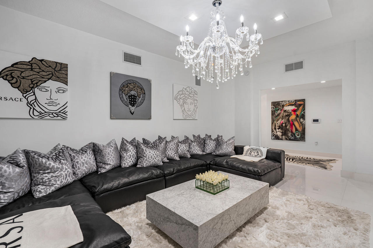 200 East Palmetto Park Road, Unit PH1 Boca Raton, FL 33432 - Photo 4 of 40 006-200EastPalmettoParkRoad-BocaRaton-FL