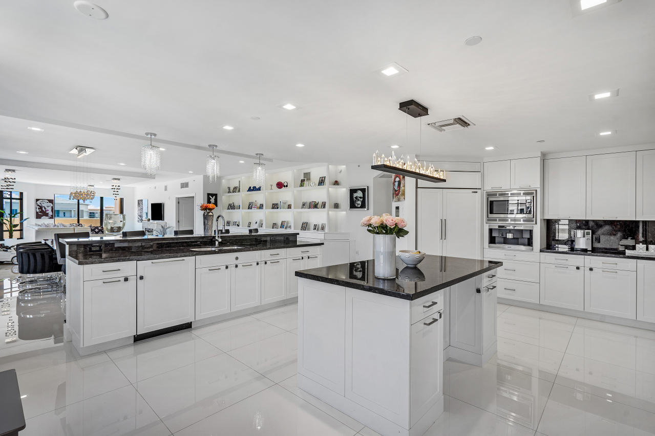200 East Palmetto Park Road, Unit PH1 Boca Raton, FL 33432 - Photo 10 of 40 012-200EastPalmettoParkRoad-BocaRaton-FL