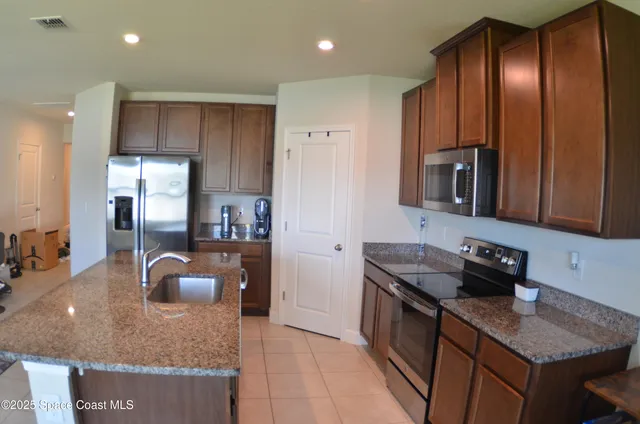 $399,000 | 125 Lavenna Avenue, St. Cloud, FL 34771