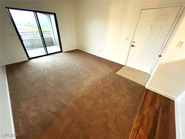 $1,450 | 8250 North Grand Canyon Drive, Unit 2038, Las Vegas, NV 89166