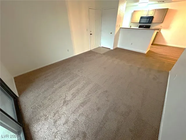 $1,450 | 8250 North Grand Canyon Drive, Unit 2038, Las Vegas, NV 89166