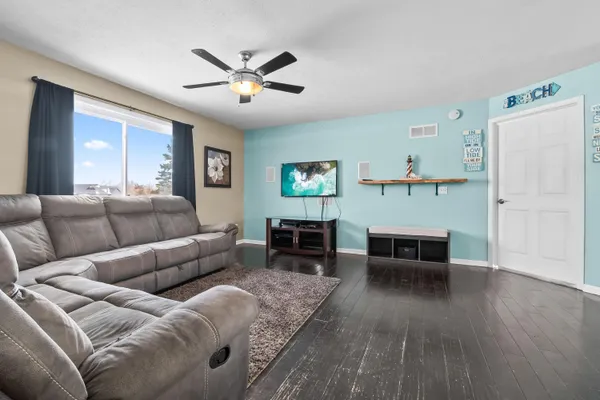 $363,900 | 228 Ambler Drive, Brooklyn, MI 49230