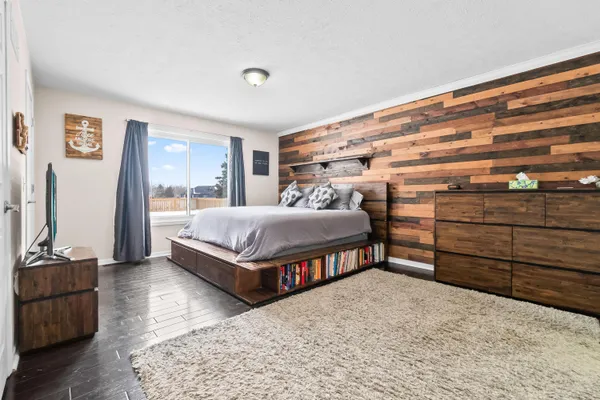 $363,900 | 228 Ambler Drive, Brooklyn, MI 49230