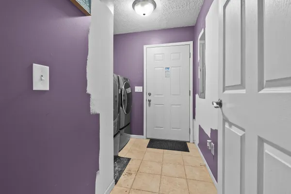 $363,900 | 228 Ambler Drive, Brooklyn, MI 49230