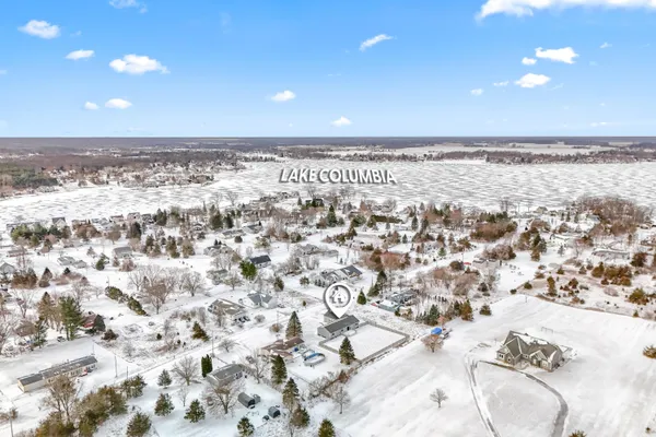 $363,900 | 228 Ambler Drive, Brooklyn, MI 49230