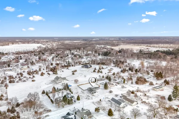 $363,900 | 228 Ambler Drive, Brooklyn, MI 49230