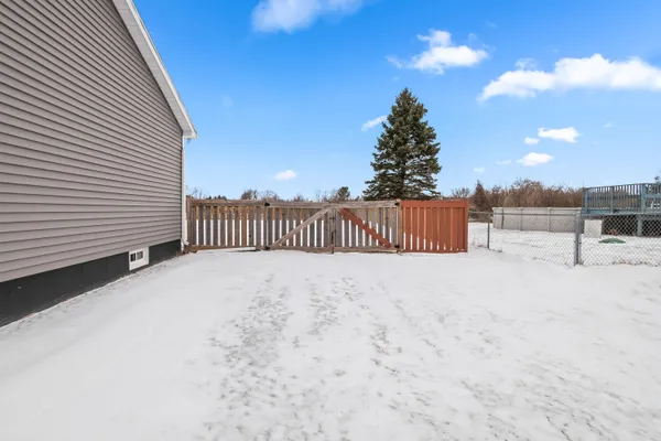 $363,900 | 228 Ambler Drive, Brooklyn, MI 49230