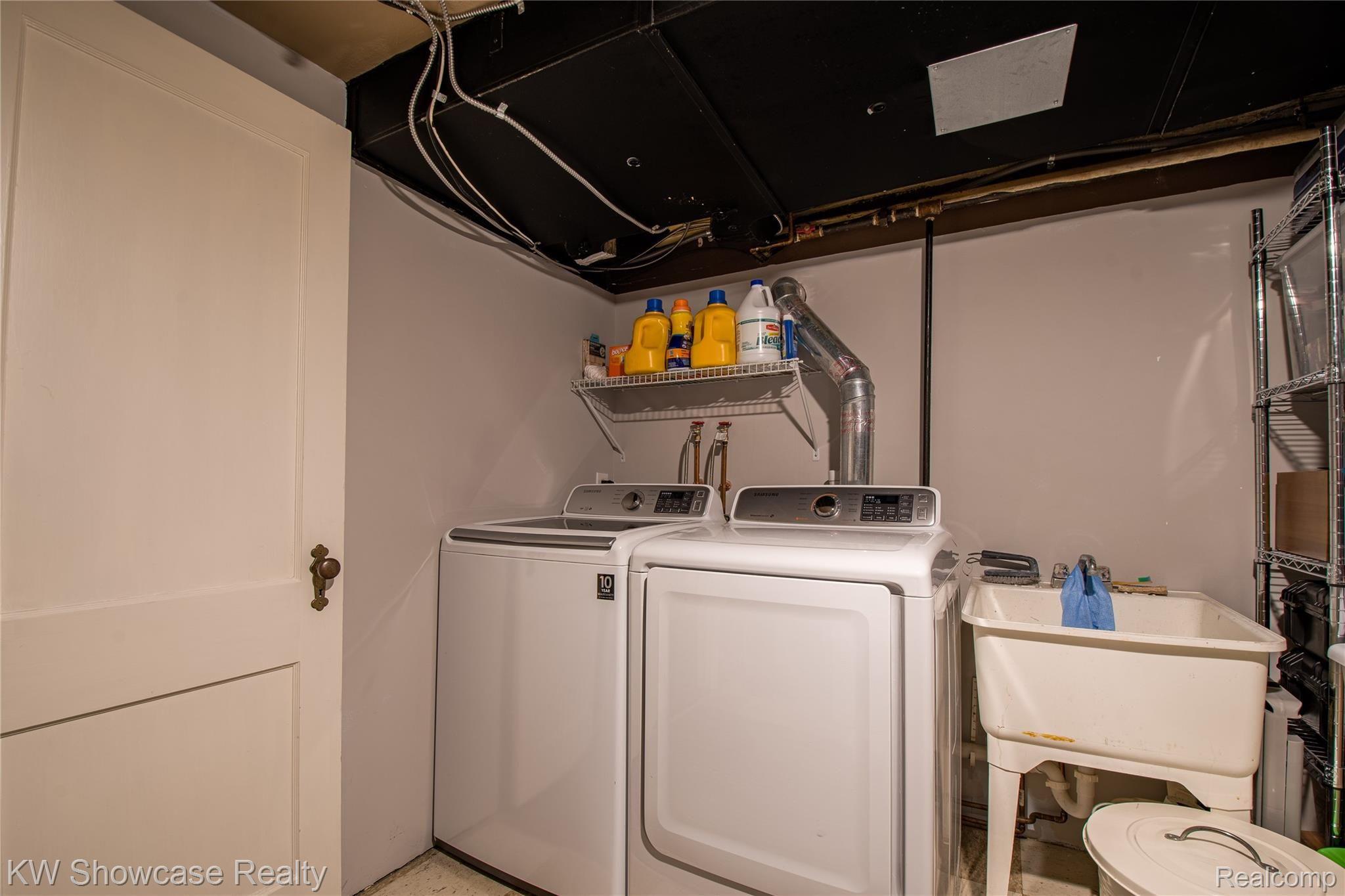 12 Amherst Road Pleasant Ridge, MI 48069 - Photo 36 of 62 Laundry