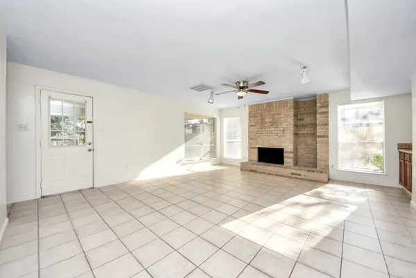 $2,095 | 15614 Barbarossa Drive, Houston, TX 77083