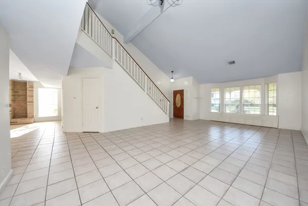 $2,095 | 15614 Barbarossa Drive, Houston, TX 77083